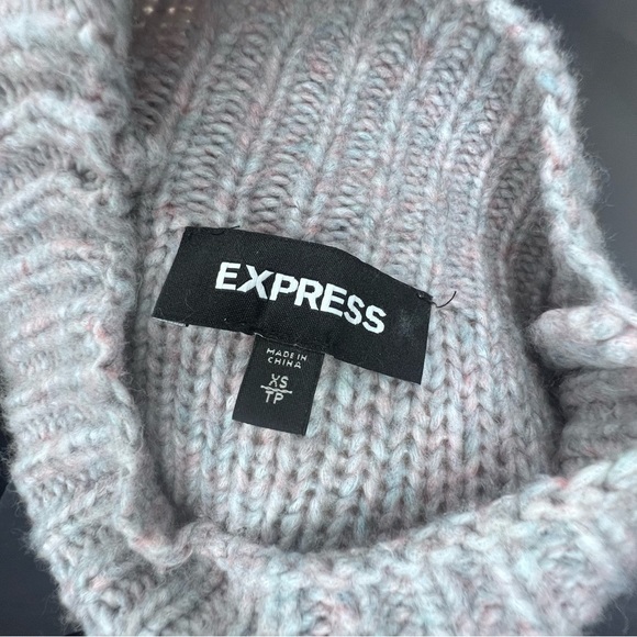 Express Cable Knit Sweater XS Mock Neck Lavender Gray Wool Blend Chunky - Picture 8 of 9